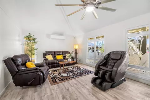 94-372 Kahulialii St, Mililani, HI 96789