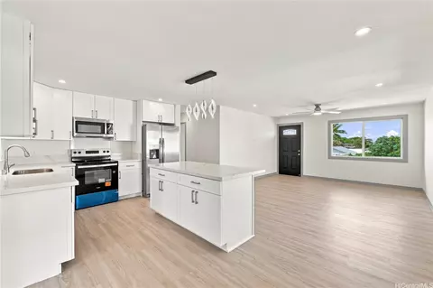 92-304 Akaula St, Kapolei, HI 96707