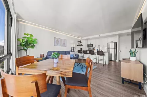 229 Paoakalani Ave #3509, Honolulu, HI 96815