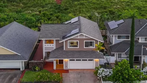 94-1061 Mauele St, Waipahu, HI 96797