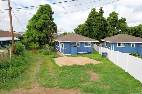 94-111 Pahu St #A, Waipahu, HI 96797