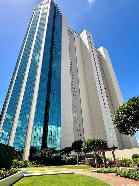 1177 Queen St #604, Honolulu, HI 96814