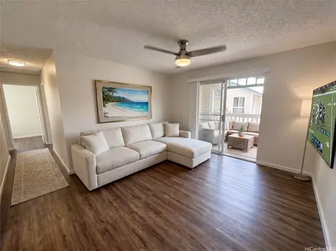94-870 Lumiauau St #C206, Waipahu, HI 96797