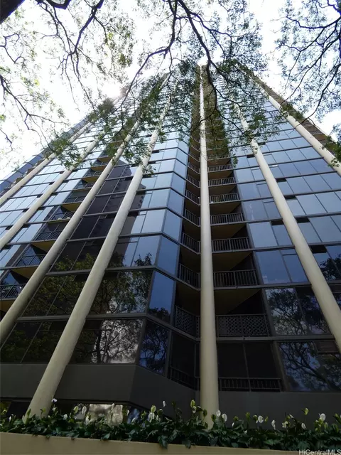 60 N Beretania St #3406, Honolulu, HI 96817