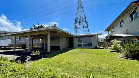 261 Hoomalu St, Pearl City, HI 96782