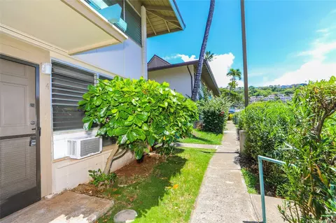 4952 Kilauea Ave #82, Honolulu, HI 96816