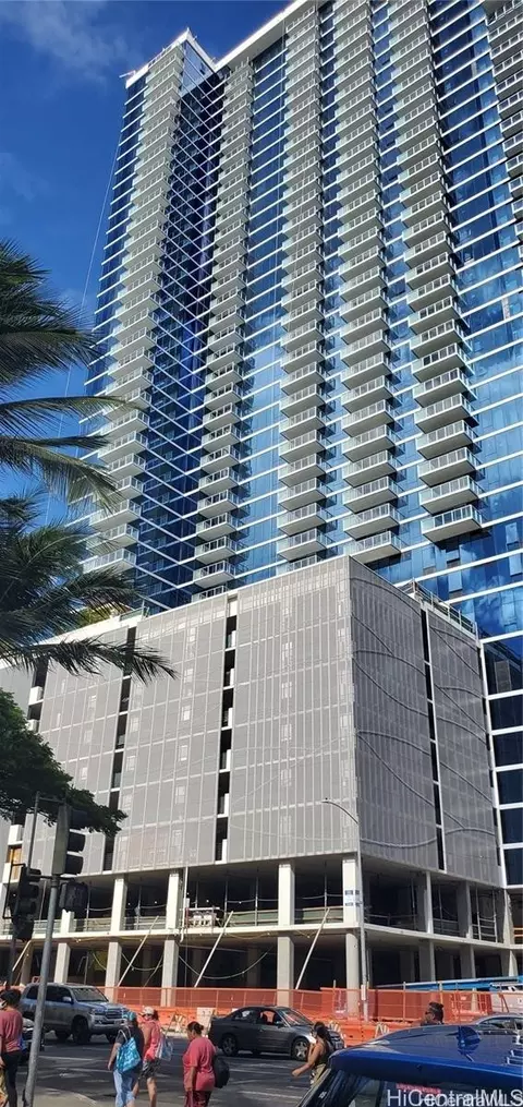 629 Keeaumoku St #3707, Honolulu, HI 96814