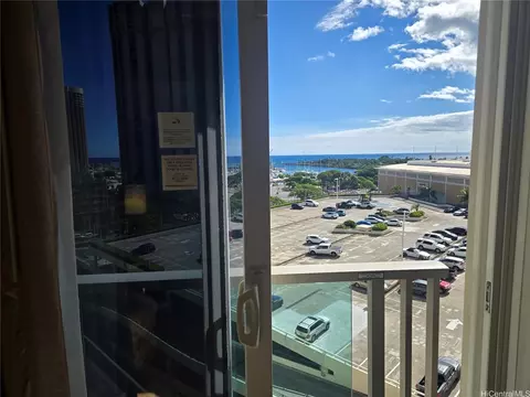 410 Atkinson Dr #951, Honolulu, HI 96814