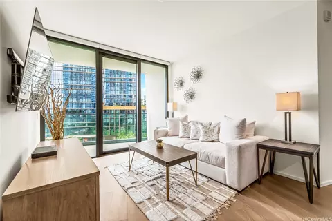 1000 Auahi St #707, Honolulu, HI 96814