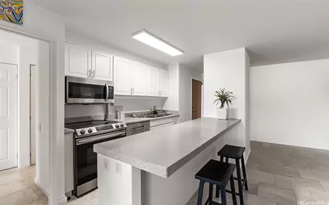 1778 Ala Moana Blvd #2508, Honolulu, HI 96815