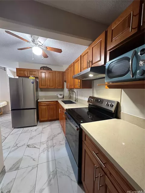 1440 Ward Ave #301, Honolulu, HI 96822
