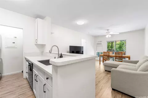 95-797 Wikao St #B201, Mililani, HI 96789