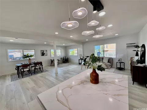 94-330 Kipou St, Waipahu, HI 96797