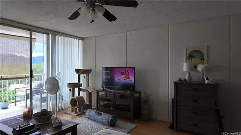 95-061 Waikalani Dr #D803, Mililani, HI 96789