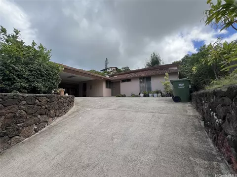 1536 Kina St, Kailua, HI 96734