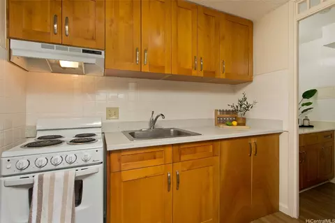 2888 Ala Ilima St #609, Honolulu, HI 96818