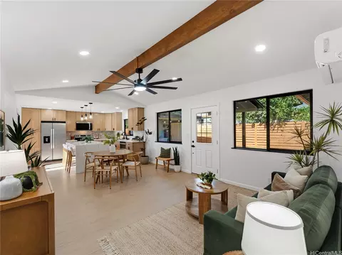 1159 Puu Poni St, Pearl City, HI 96782