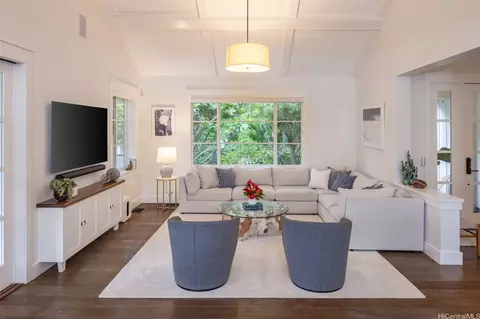 Living - 4315 Panini Loop #A, Honolulu, HI 96816 photo 1 of 2