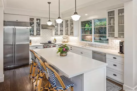Kitchen - 4315 Panini Loop #A, Honolulu, HI 96816 photo 2 of 2