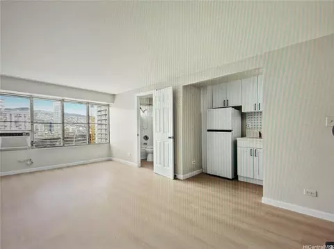2525 Date St #1303, Honolulu, HI 96826