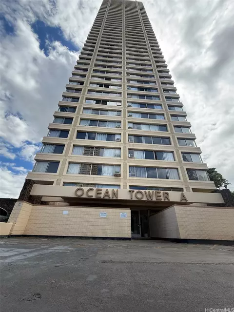 1060 Kamehameha Hwy #3903A, Pearl City, HI 96782