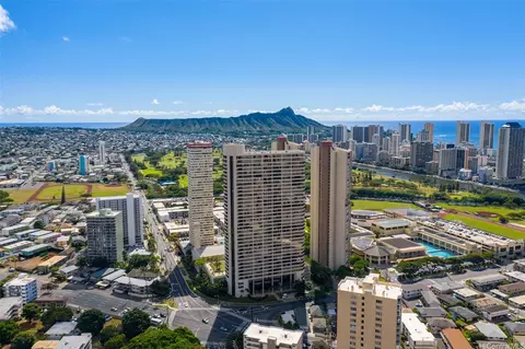 2499 Kapiolani Blvd #1502, Honolulu, HI 96826