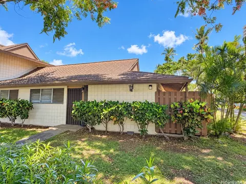 4192 Keanu St #4, Honolulu, HI 96816