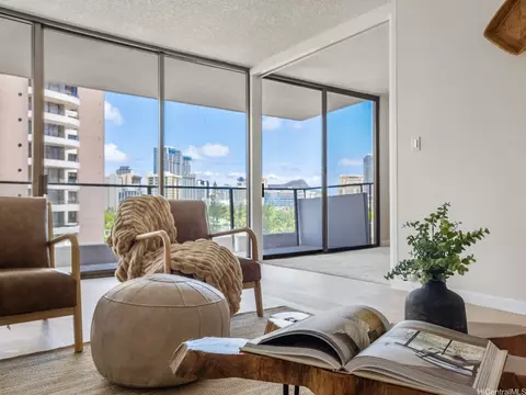 1860 Ala Moana Blvd #907, Honolulu, HI 96815