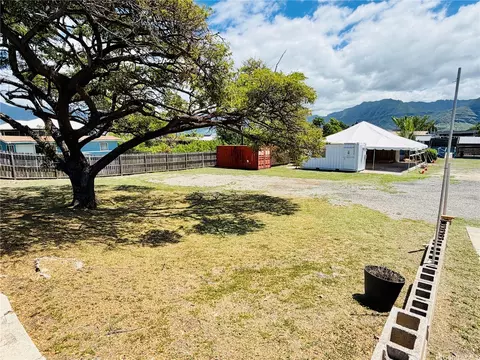 87-666 Farrington Hwy, Waianae, HI 96792