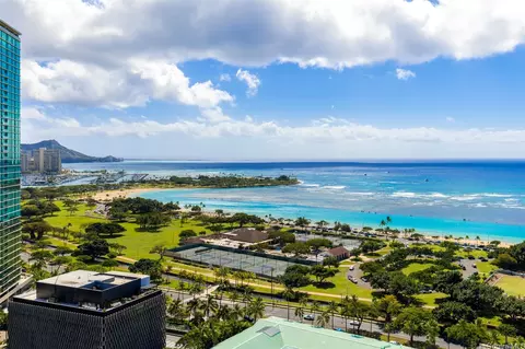 1108 Auahi St #2202, Honolulu, HI 96814