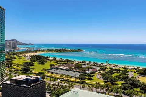 1108 Auahi St #2202, Honolulu, HI 96814