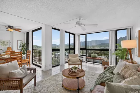 322 Aoloa St #1706, Kailua, HI 96734