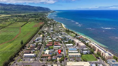 68-037 Apuhihi St #D, Waialua, HI 96791