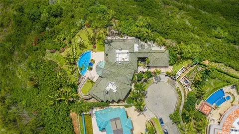 View/Area - 509 Moaniala St, Honolulu, HI 96821 photo 3 of 3