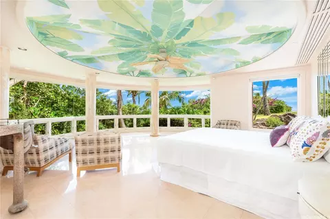 Bedroom - 509 Moaniala St, Honolulu, HI 96821 photo 6 of 6
