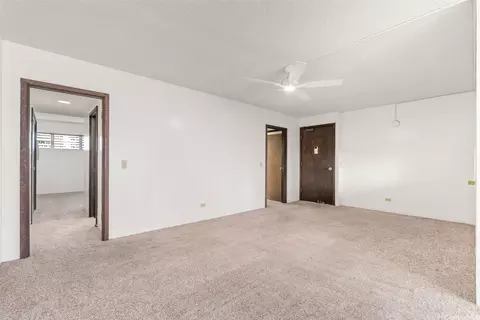 439 Keoniana St #1103, Honolulu, HI 96815