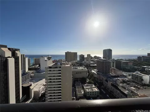 2240 Kuhio Ave #2708, Honolulu, HI 96815