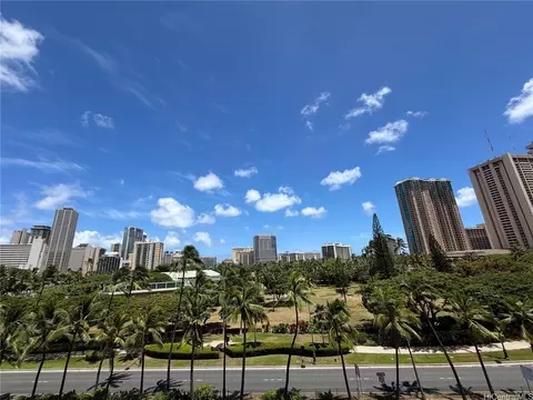 1920 Ala Moana Blvd #1414, Honolulu, HI 96815