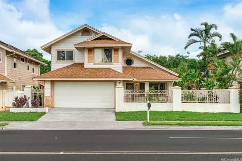 94-612 Lumiauau St, Waipahu, HI 96797