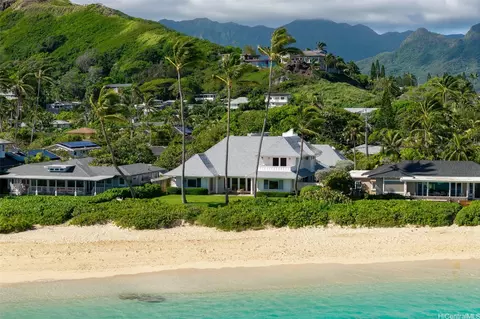914 Mokulua Dr, Kailua, HI 96734
