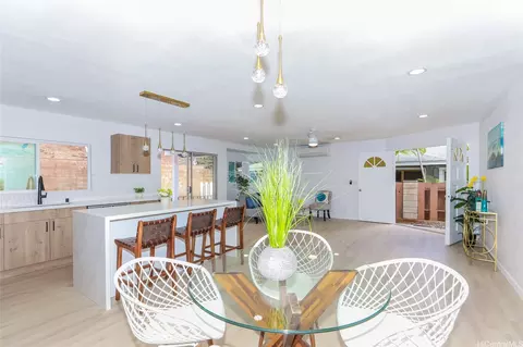 94-794 Kaaka St, Waipahu, HI 96797