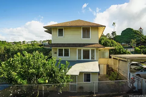 1736 Lewalani Dr, Honolulu, HI 96822