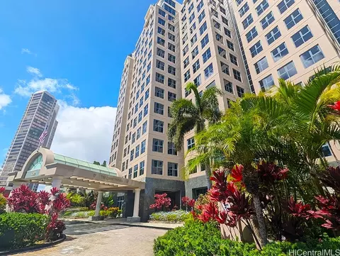 1080 S Beretania St #801, Honolulu, HI 96814