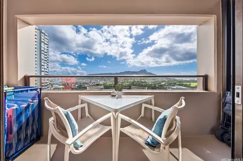 229 Paoakalani Ave #2114, Honolulu, HI 96815
