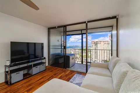 98-500 Koauka Loop #17H, Aiea, HI 96701