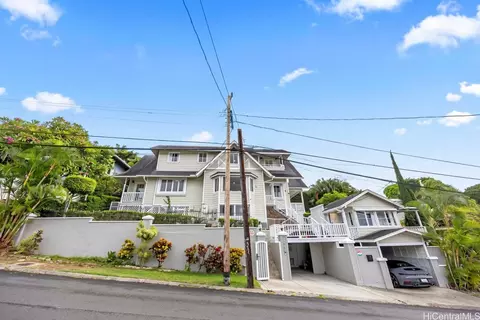 1449 St Louis Dr, Honolulu, HI 96816