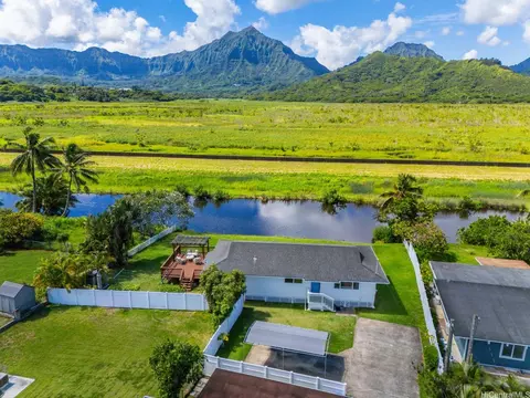 237 Kihapai St #A, Kailua, HI 96734