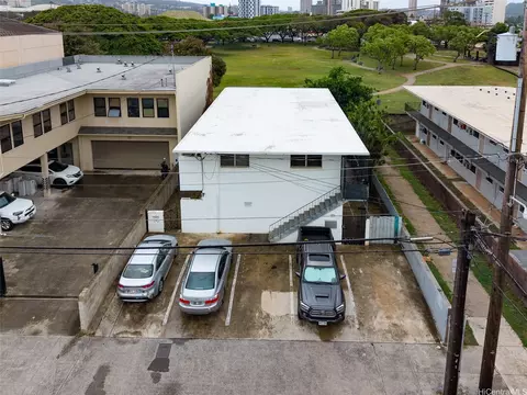 927 Makahiki Way, Honolulu, HI 96826