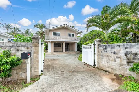 54-006 Kahikole Pl, Hauula, HI 96717