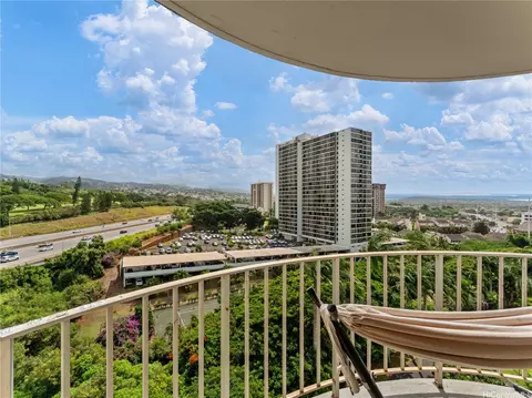 98-1038 Moanalua Rd #7-1008, Aiea, HI 96701